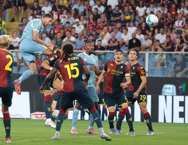 开云平台-热那亚客场大胜，保级形势一片光明